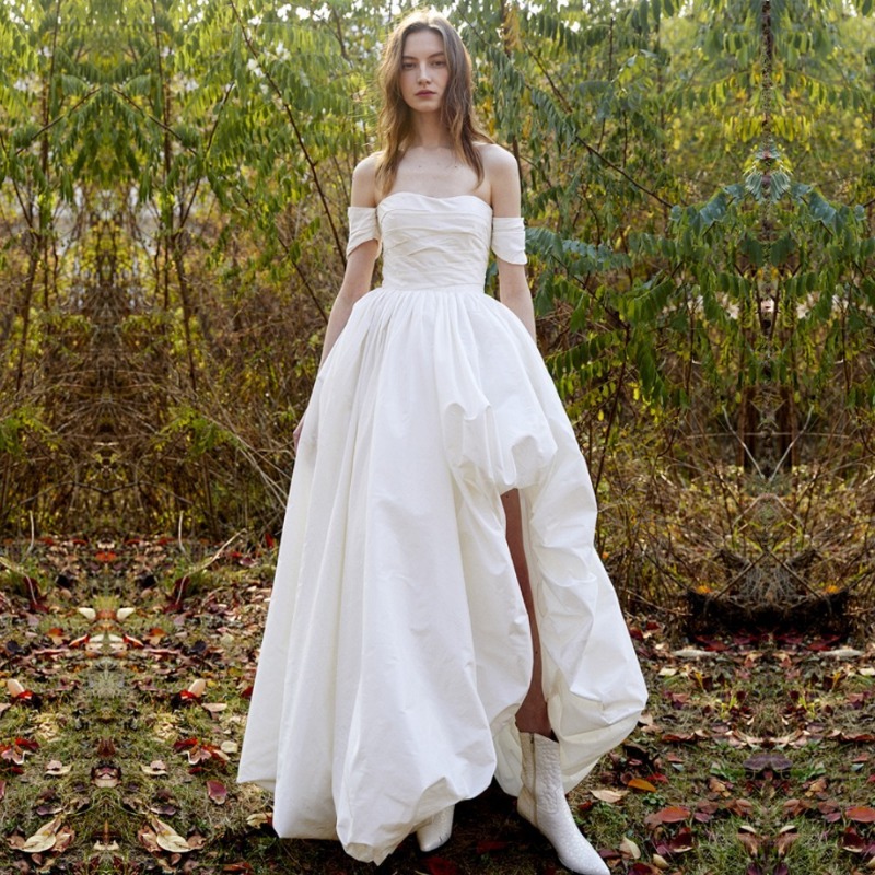 One Shoulder Strapless Simple  - Photography Natural Lighting บทวิจารณ์และราคา