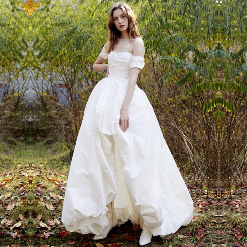 One Shoulder Strapless Simple  - Photography Natural Lighting บทวิจารณ์และราคา