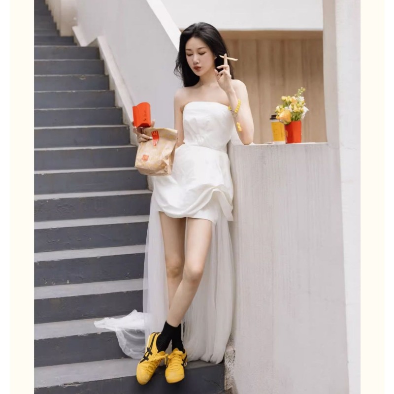 French White Strapless Morning - Photography Natural Lighting บทวิจารณ์และราคา