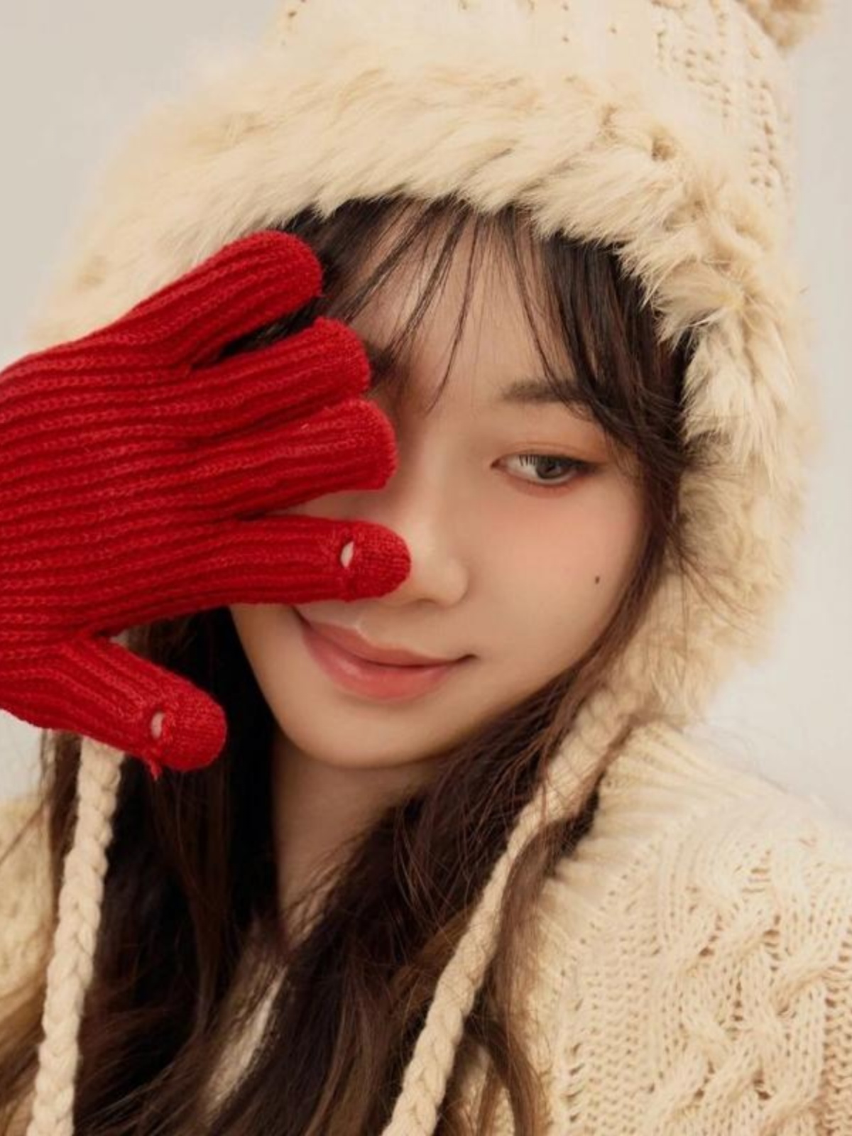 White Sweater Art Photo Studio - Photography Natural Lighting บทวิจารณ์และราคา